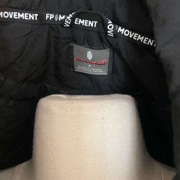 SOLD Free People Movement Off The Bleachers Coaches Jacket Black NWT Size Small - Picture 11 of 14